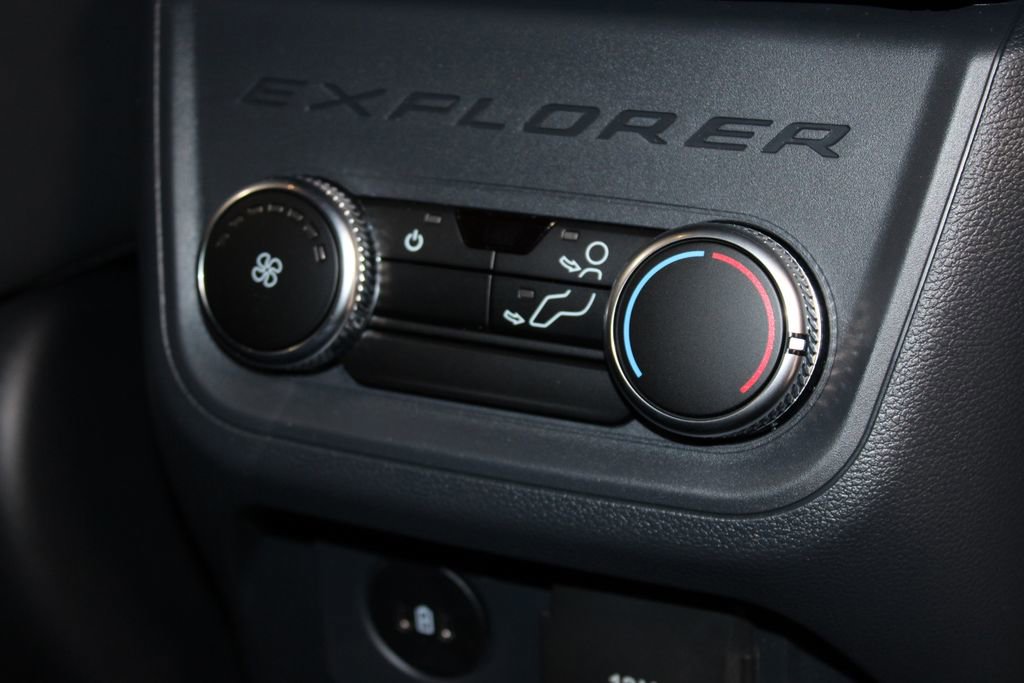 New 2026 Ford Explorer ST-Line RWD image 36
