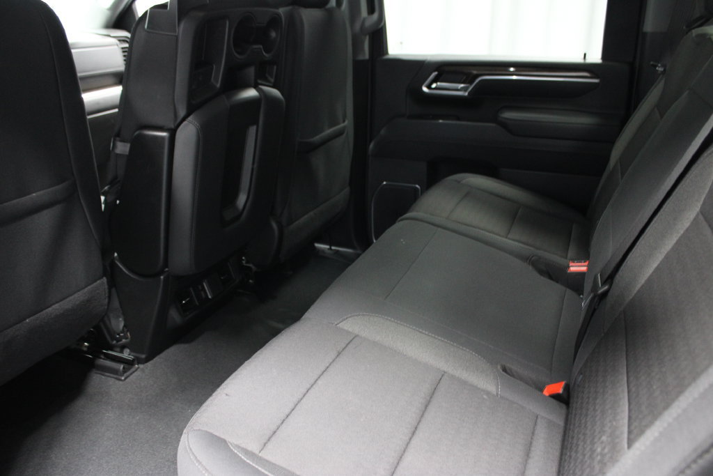 Used 2025 Chevrolet Silverado 2500 LT w/ Safety Package AWD/4WD image 20