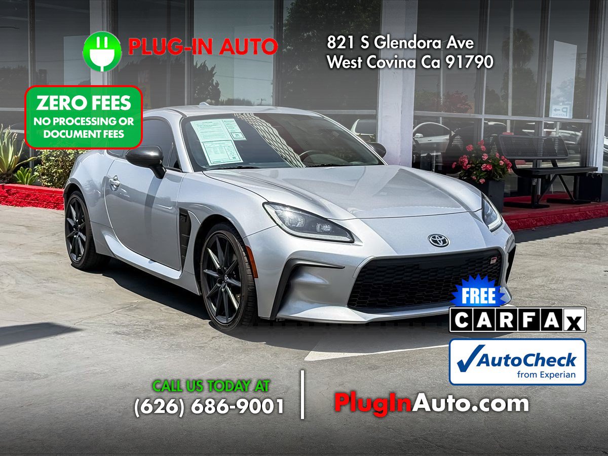 Used 2023 Toyota GR86 Premium RWD image 3