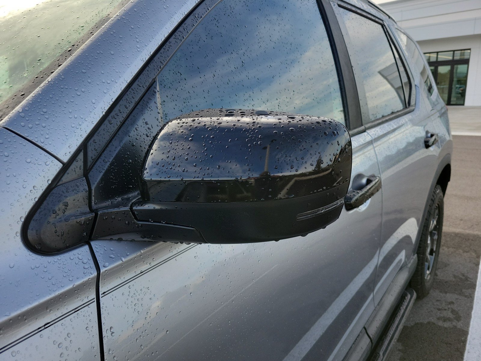 Used 2024 Honda Pilot TrailSport image 7