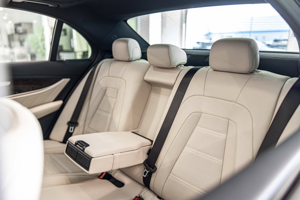 Used 2023 Mercedes-Benz E 53 AMG 4MATIC Sedan image 33