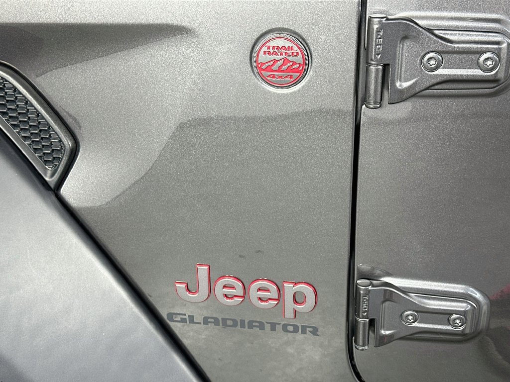 Used 2022 Jeep Gladiator Rubicon w/ LED Lighting Group AWD/4WD image 27
