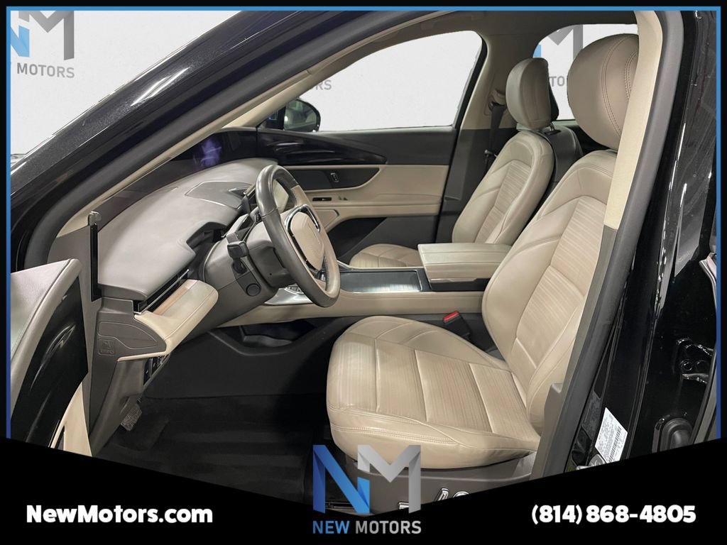 Used 2024 Lincoln Nautilus Reserve AWD/4WD image 9