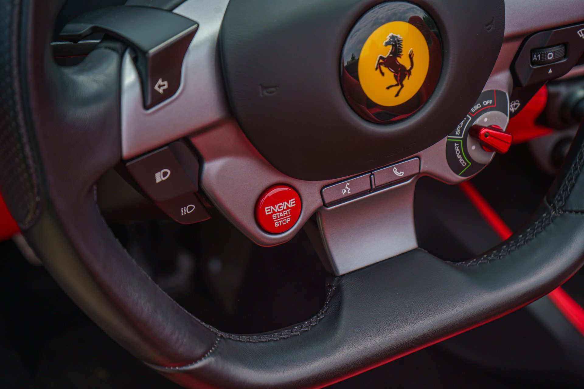 Used 2019 Ferrari Portofino RWD image 76
