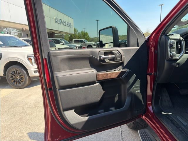 Used 2020 GMC Sierra 3500 Denali w/ Denali Ultimate Package image 13