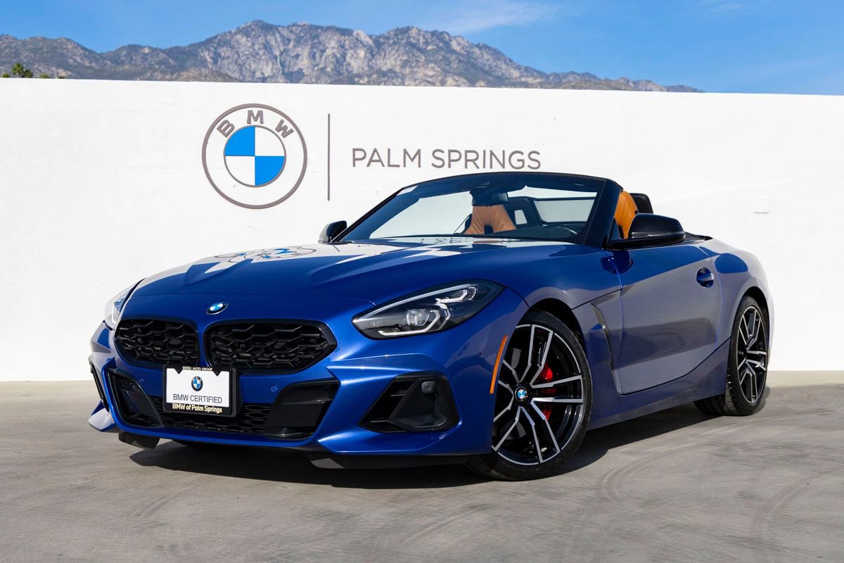 Certified 2023 BMW Z4 M40i w/ Premium Package image 9
