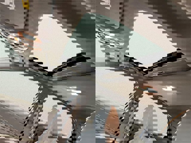 Used 2025 Hyundai Elantra SEL image 17