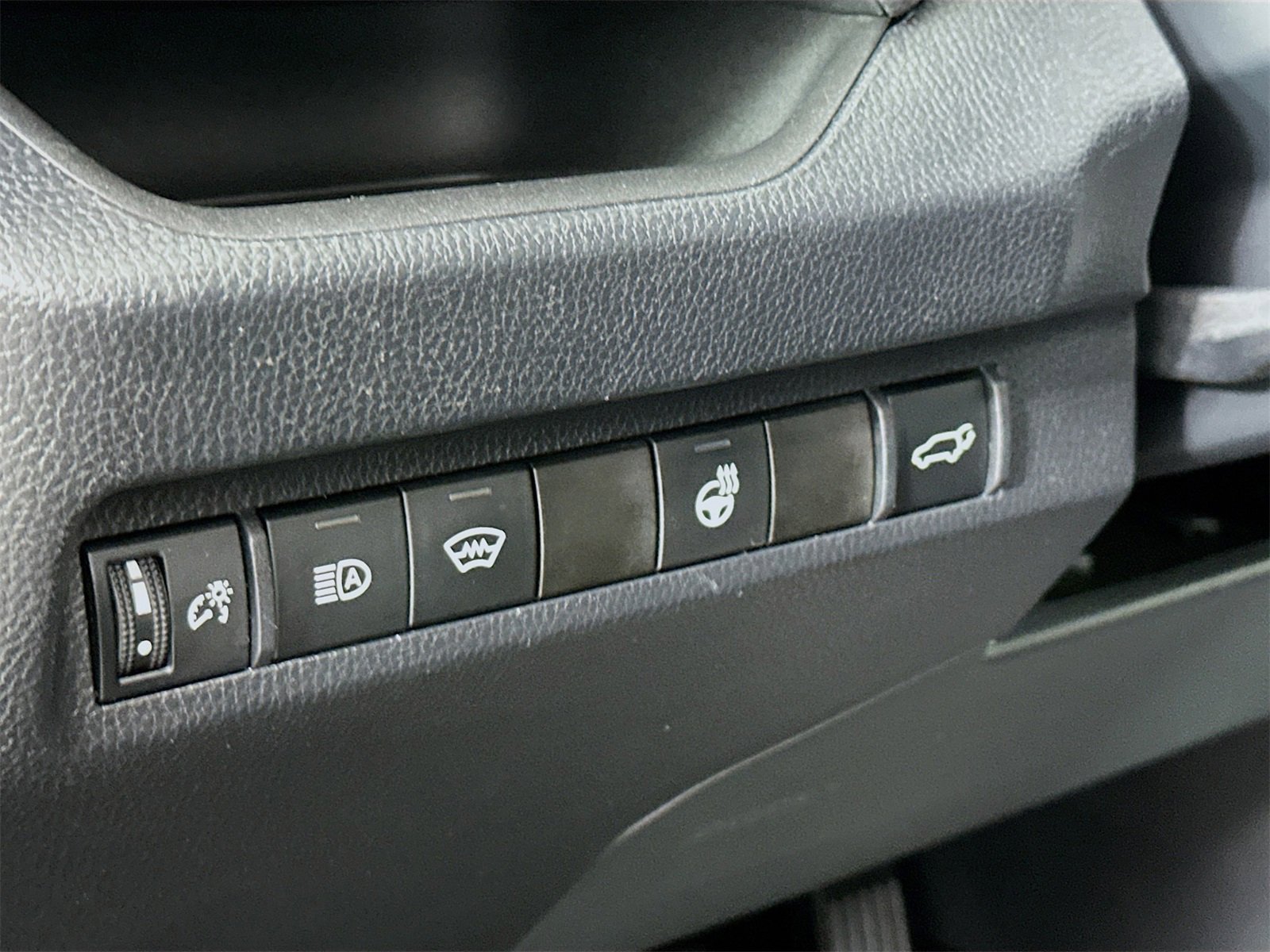 Certified 2023 Toyota RAV4 XLE Premium image 10