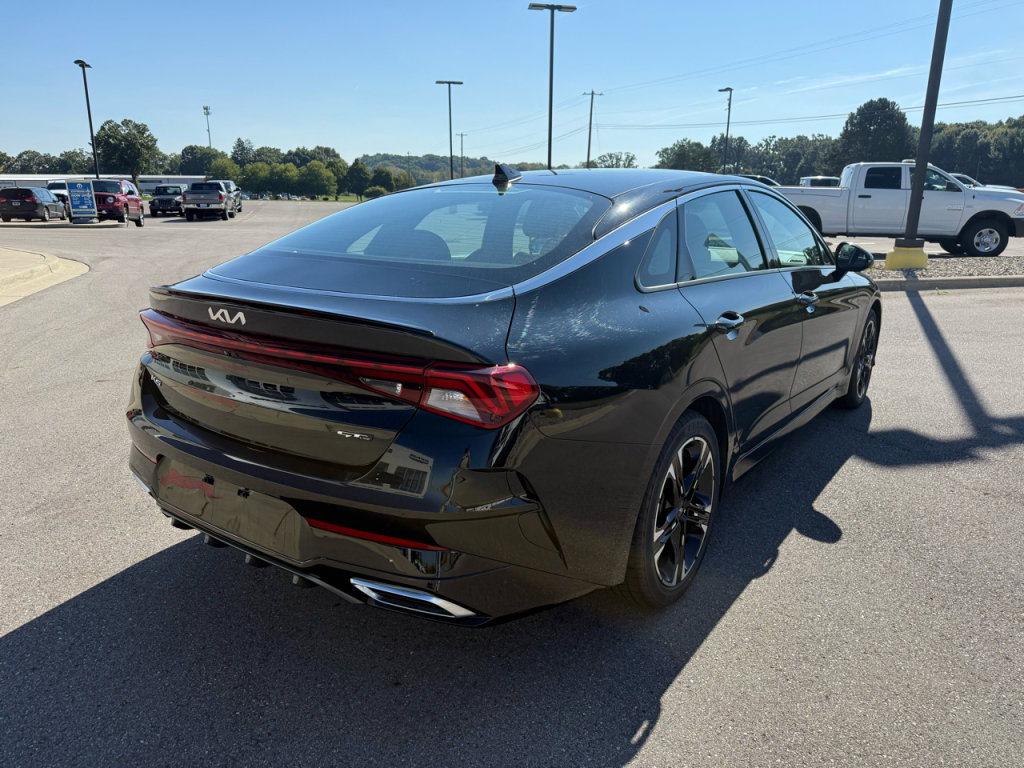 Used 2022 Kia K5 GT-Line w/ GT-Line Awd Premium Package image 3