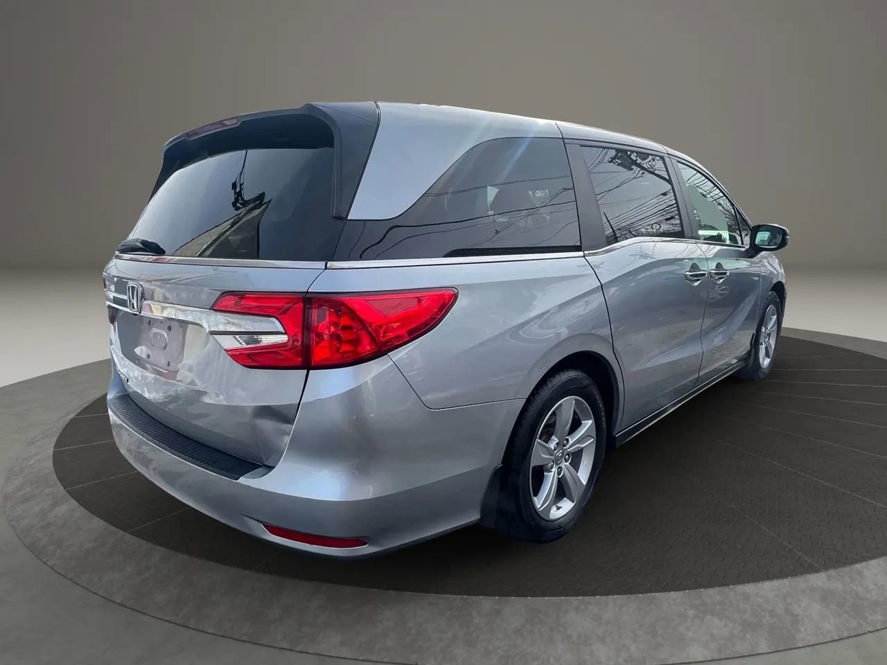 Used 2019 Honda Odyssey EX-L image 5