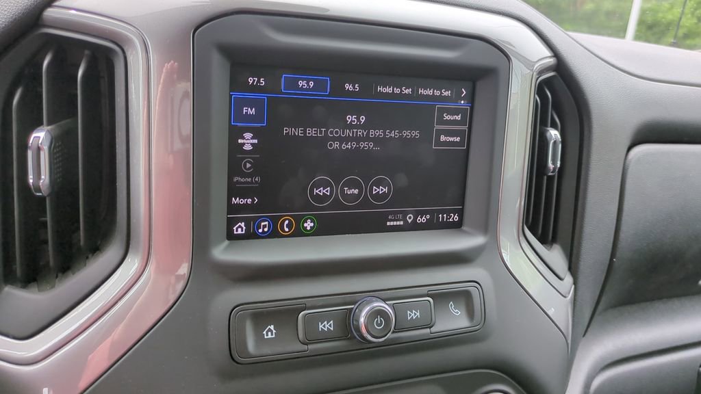 Used 2023 Chevrolet Silverado 1500 Custom image 18