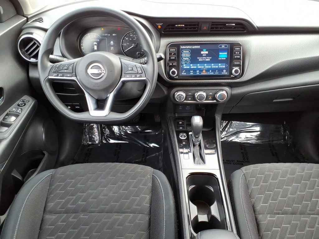 Certified 2023 Nissan Kicks SV FWD image 9