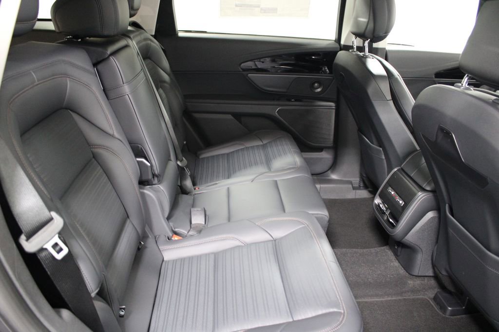 New 2026 Lincoln Nautilus Reserve w/ Jet Appearance Package image 32