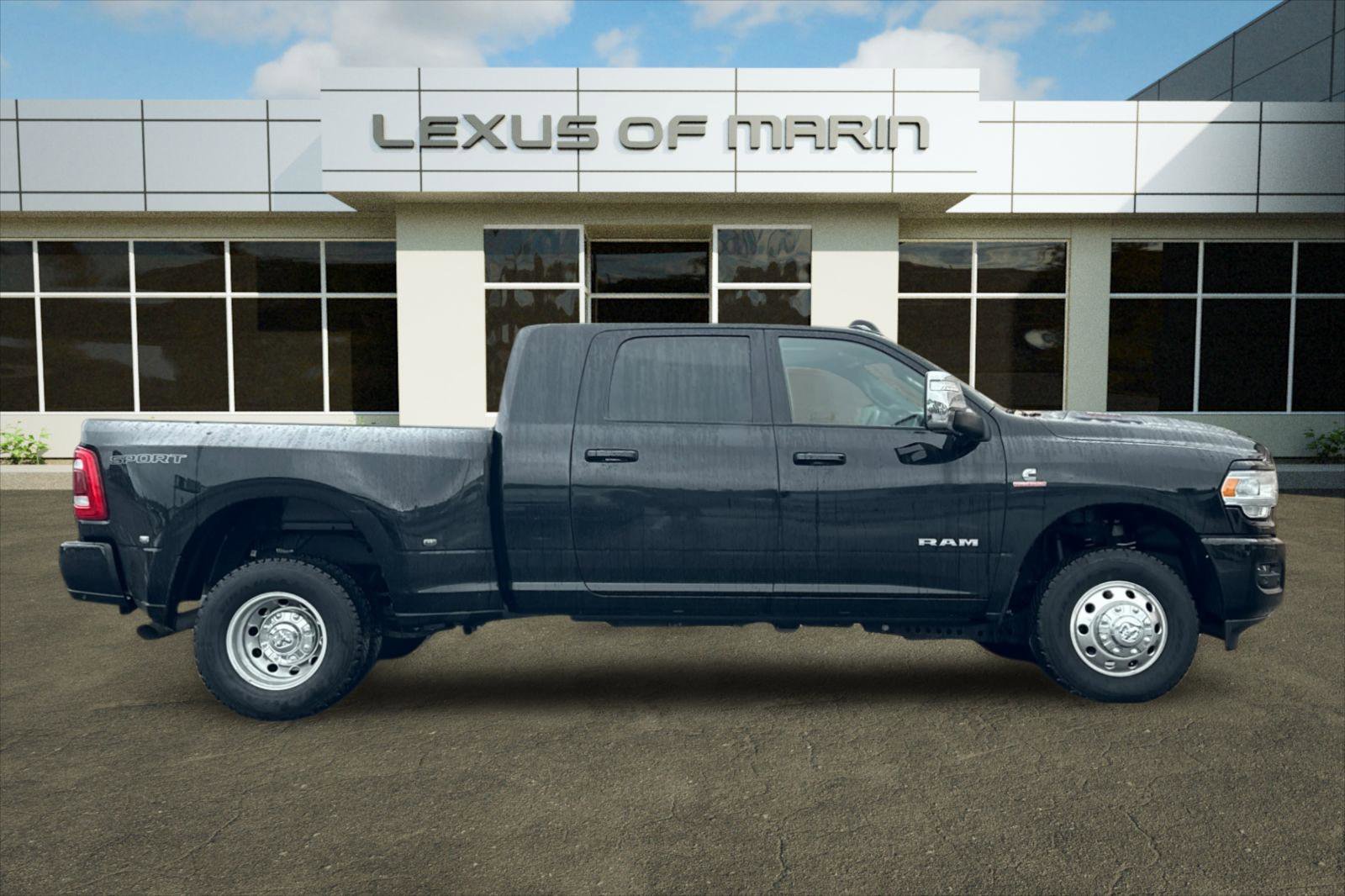 Used 2024 RAM 3500 Laramie w/ Sport Appearance Package image 7