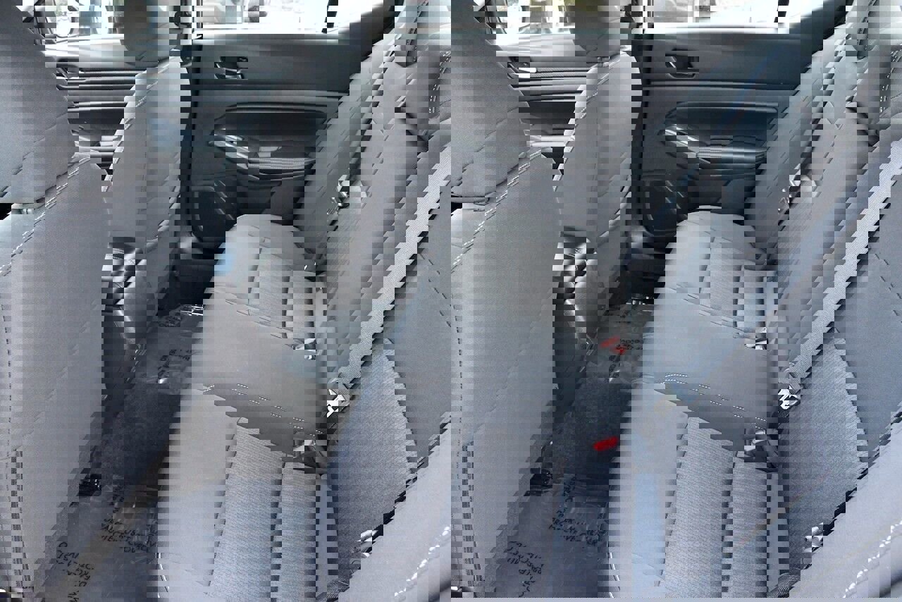 Used 2025 Nissan Altima 2.5 SV image 10