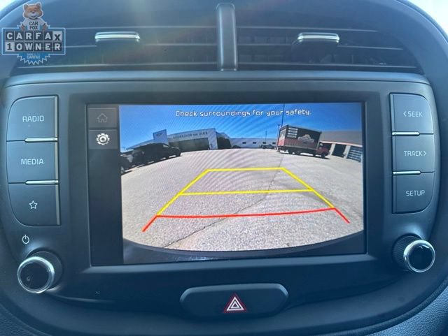 Used 2025 Kia Soul LX w/ LX Technology Package FWD image 35