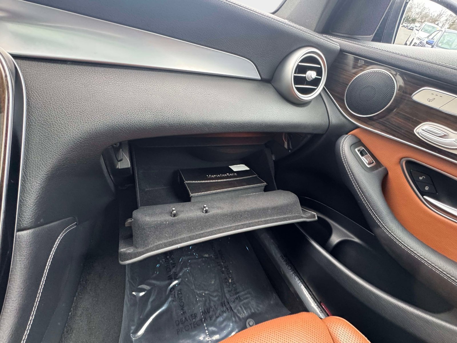 Used 2021 Mercedes-Benz GLC 43 AMG 4MATIC image 39