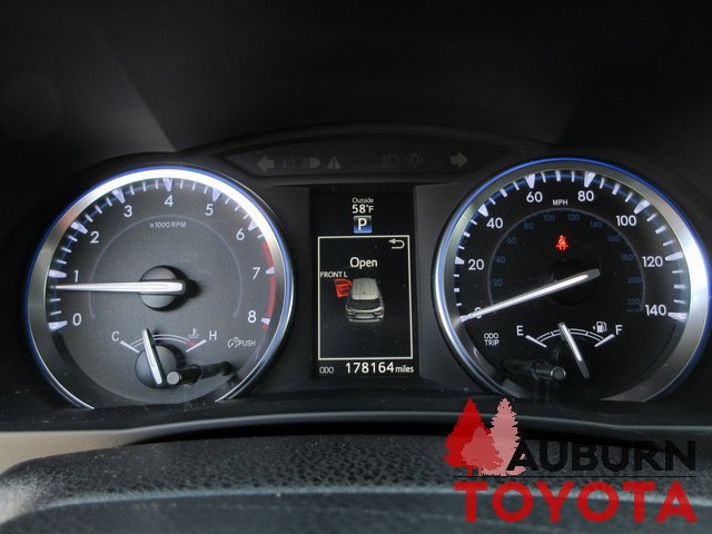 Used 2015 Toyota Highlander Limited image 21