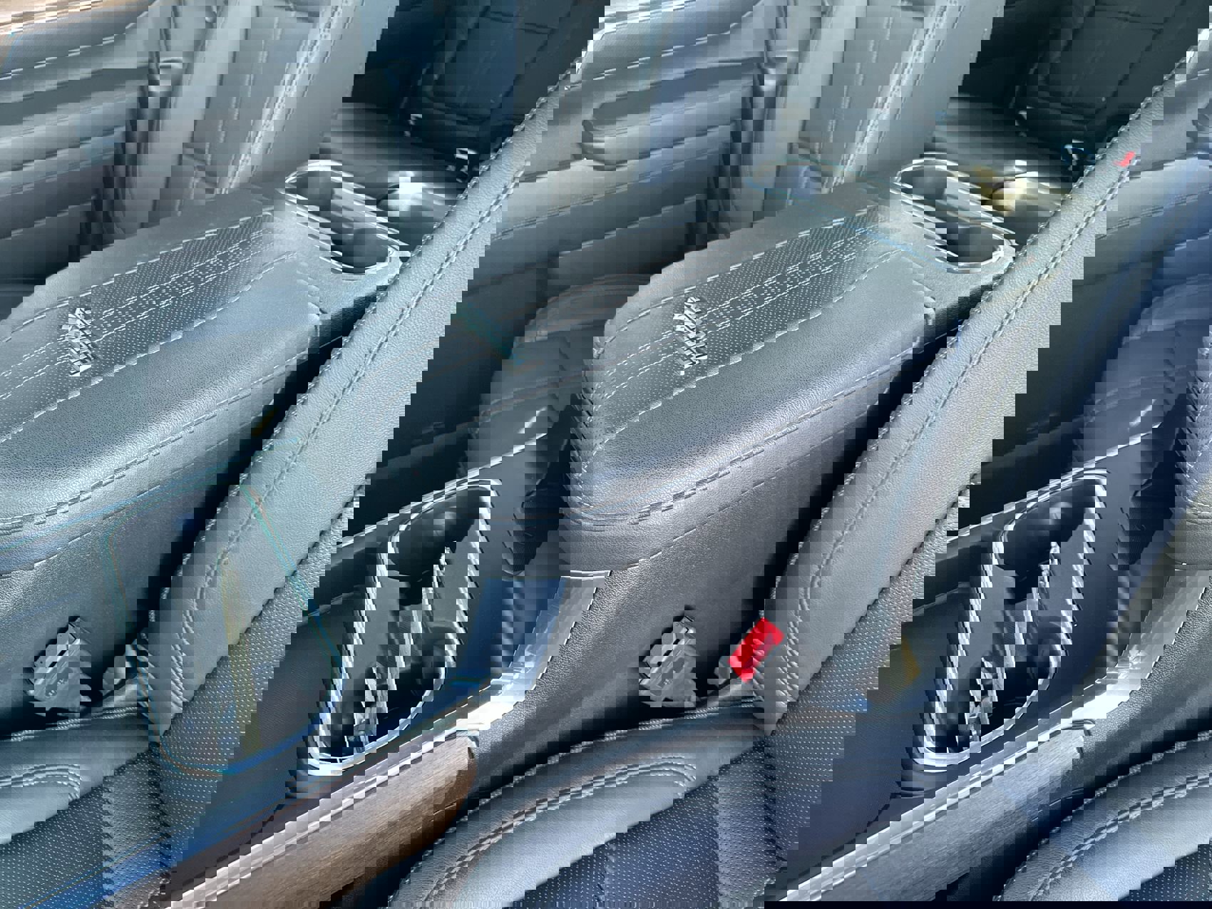 Used 2024 Chevrolet Silverado 2500 High Country w/ High Country Premium Package image 21