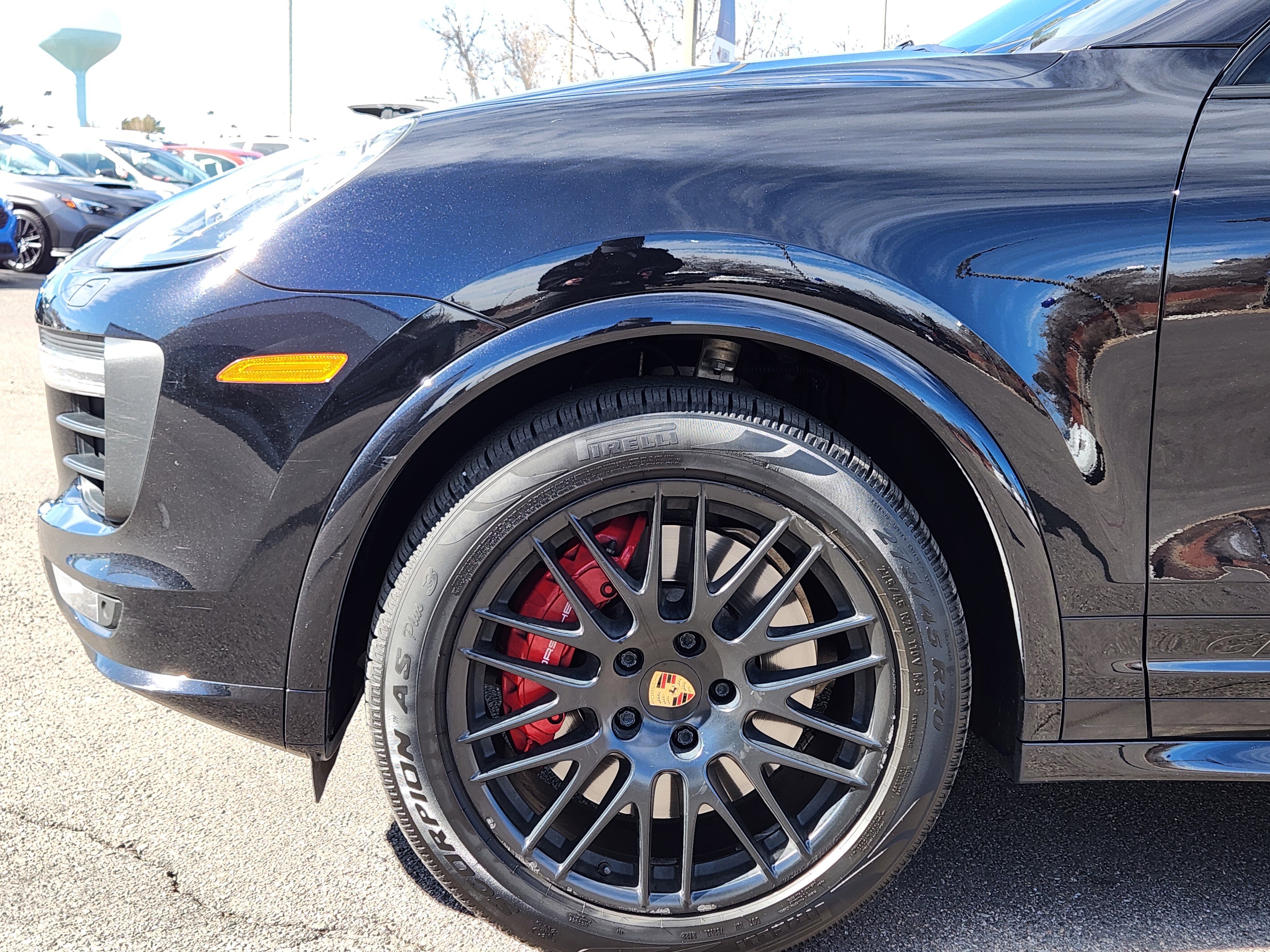 Used 2016 Porsche Cayenne GTS image 9