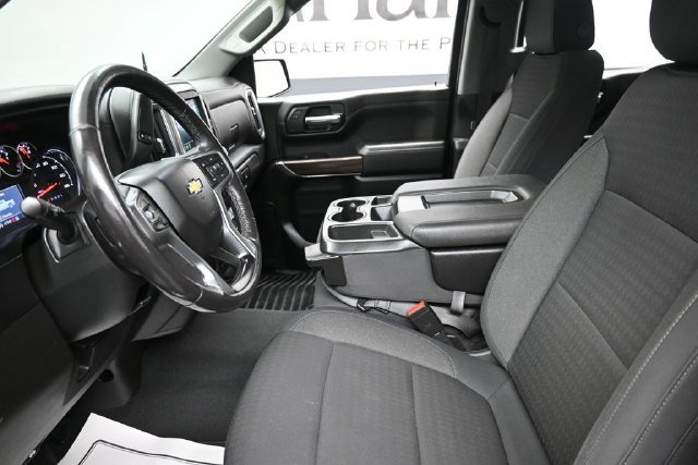 Used 2021 Chevrolet Silverado 1500 LT AWD/4WD image 16