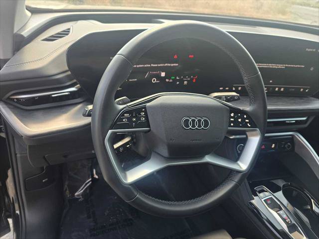 Used 2025 Audi Q5 Premium Plus w/ Premium Plus AWD/4WD image 25