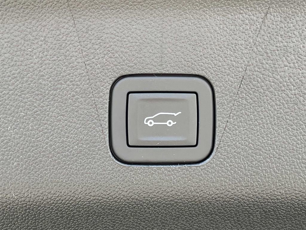 New 2026 Cadillac Escalade Sport w/ Touring Package image 12