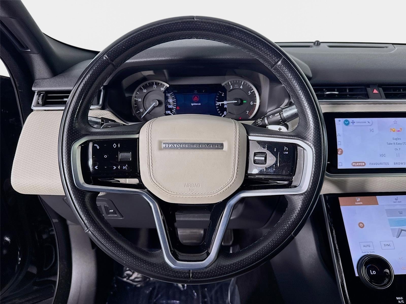 Certified 2022 Land Rover Range Rover Velar R-Dynamic S AWD/4WD image 12