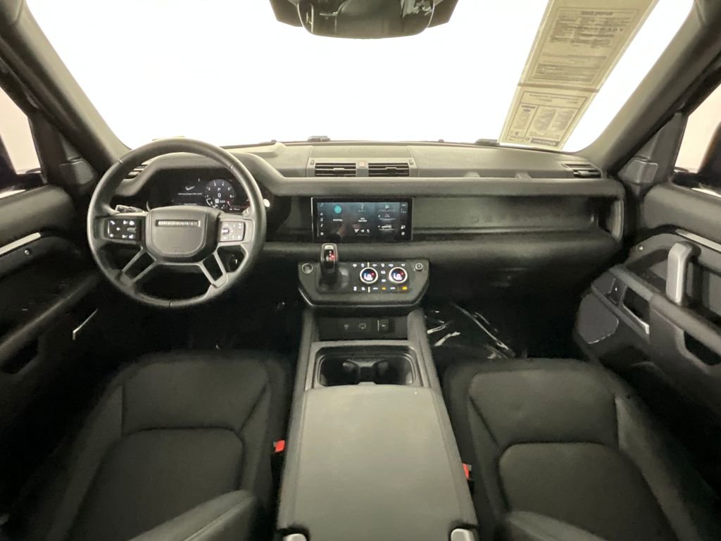 Certified 2024 Land Rover Defender 110 X-Dynamic SE AWD/4WD image 10