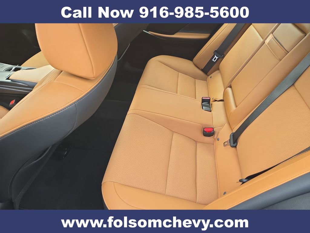 Used 2023 Lexus IS 300 w/ Comfort Package image 28