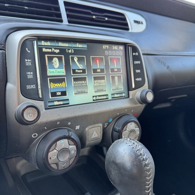 Used 2015 Chevrolet Camaro LT image 30