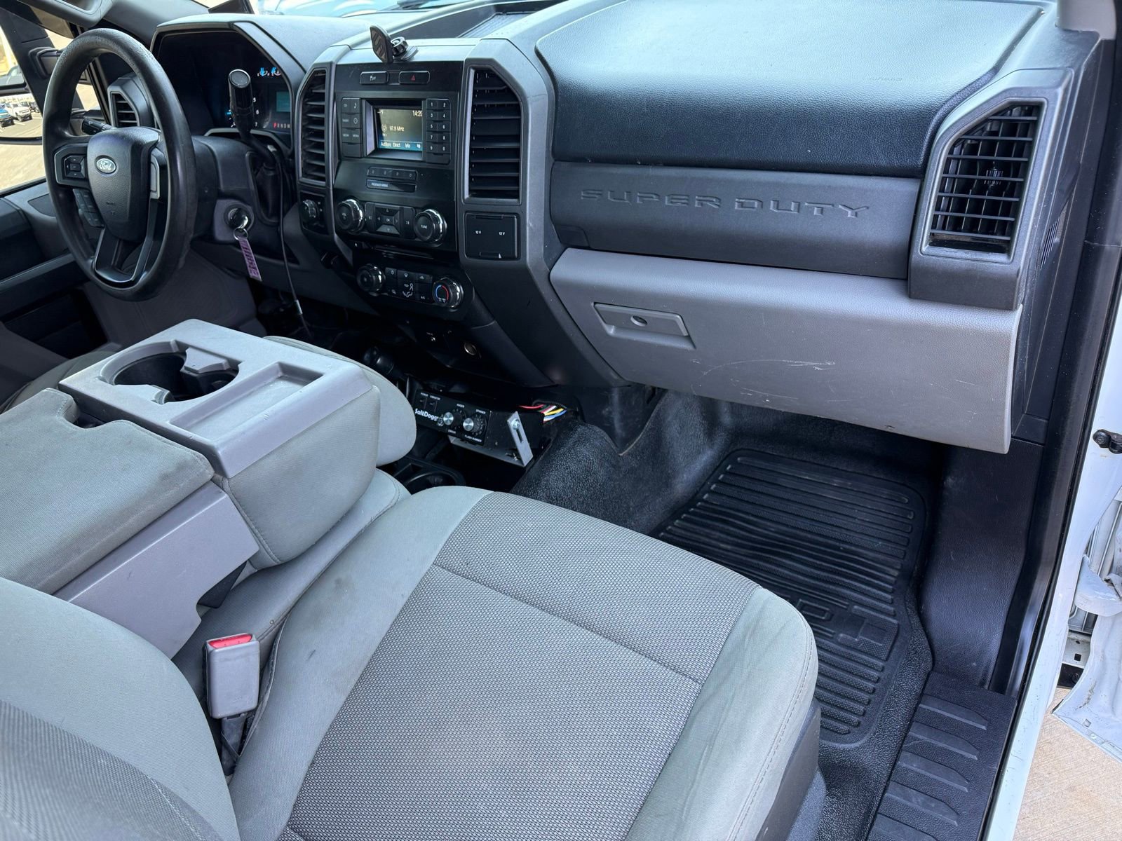 Used 2017 Ford F250 XL w/ Power Equipment Group image 13