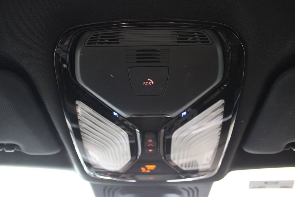 Used 2020 BMW X5 xDrive40i w/ Premium Package AWD/4WD image 34