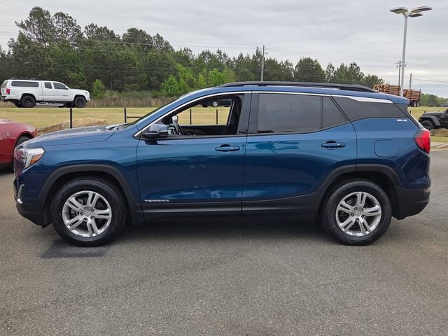 Used 2020 GMC Terrain SLE w/ Driver Convenience Package image 4