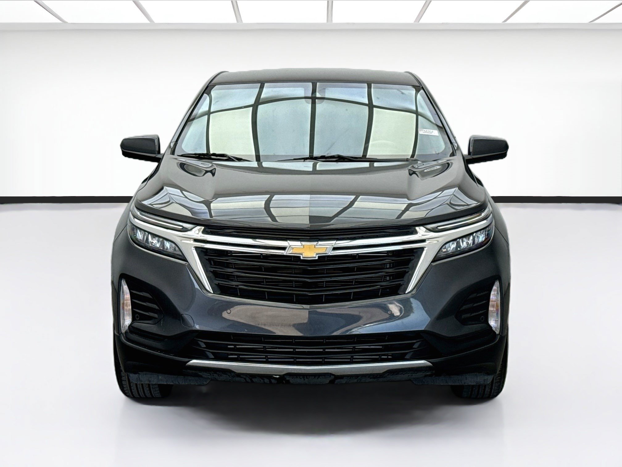 Used 2022 Chevrolet Equinox LT FWD image 2
