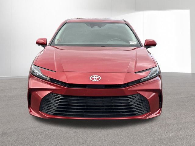 Used 2025 Toyota Camry LE w/ Convenience Package image 17