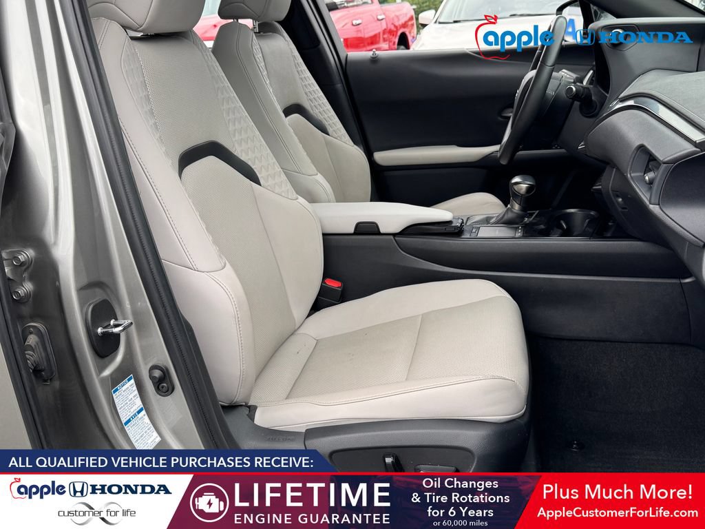 Used 2019 Lexus UX 250h AWD/4WD image 22