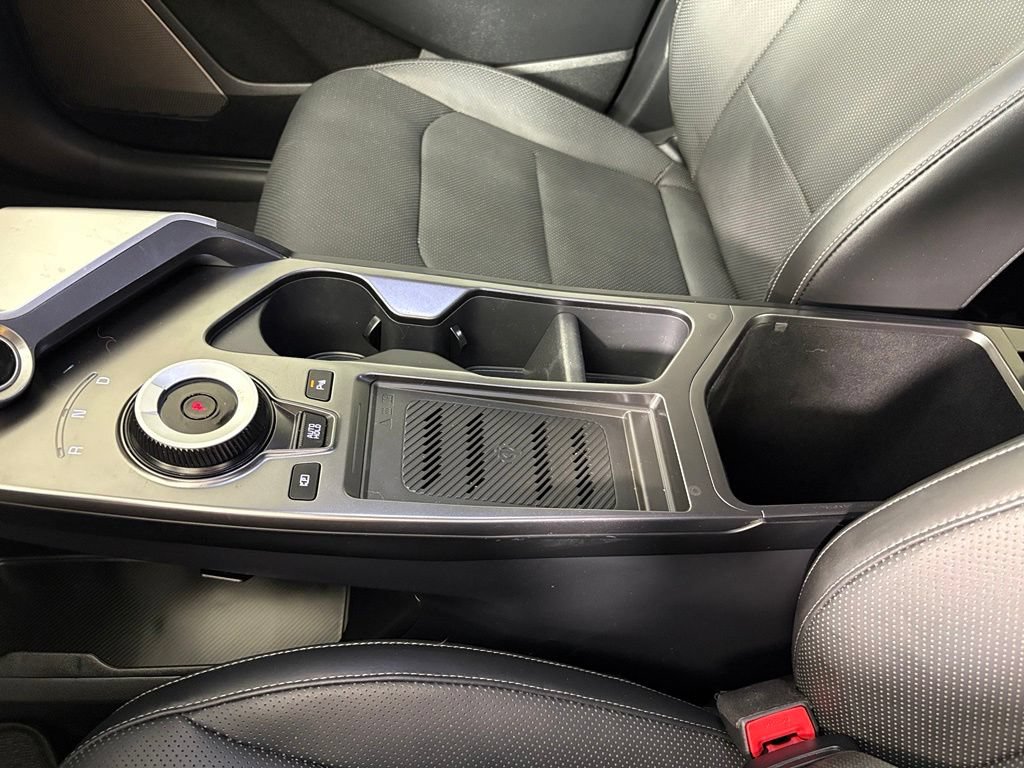 Used 2023 Kia EV6 Wind AWD/4WD image 37