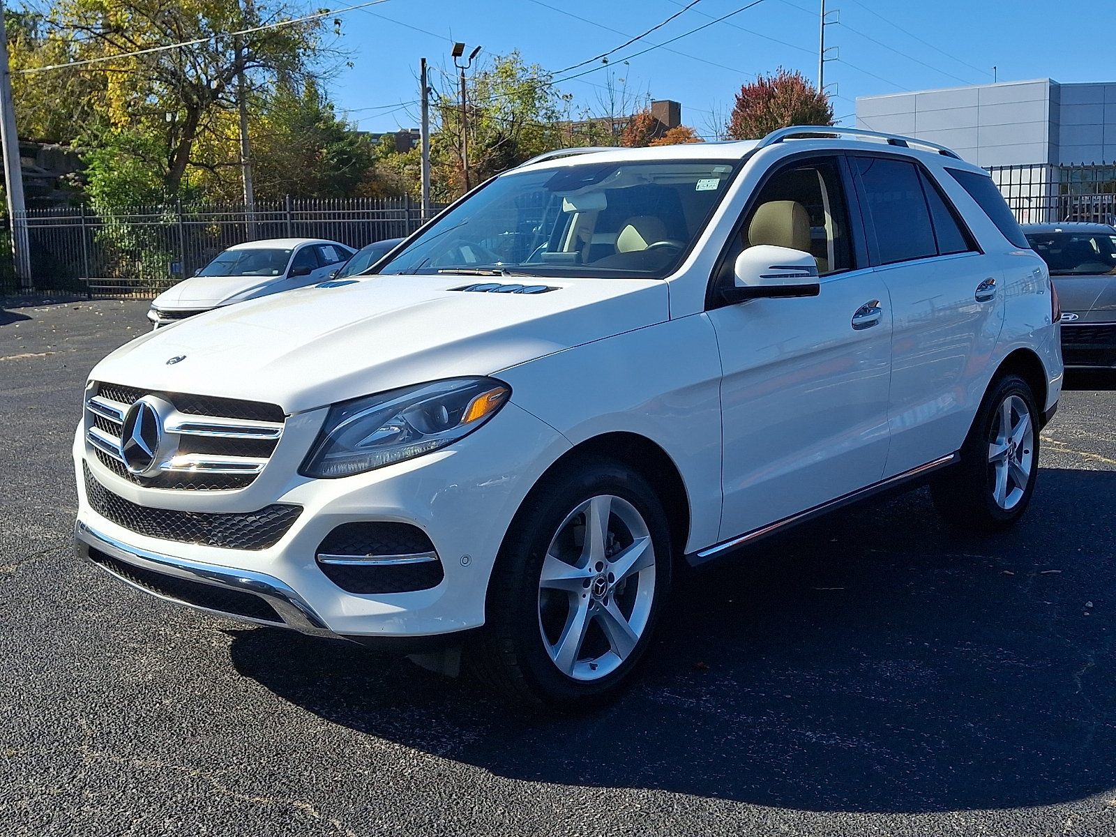 Used 2018 Mercedes-Benz GLE 350 4MATIC image 3