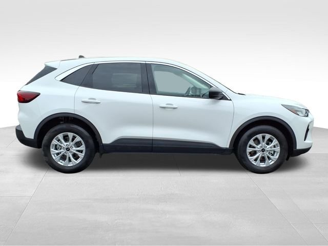 Used 2023 Ford Escape Active w/ Tech Pack #1 AWD/4WD image 14