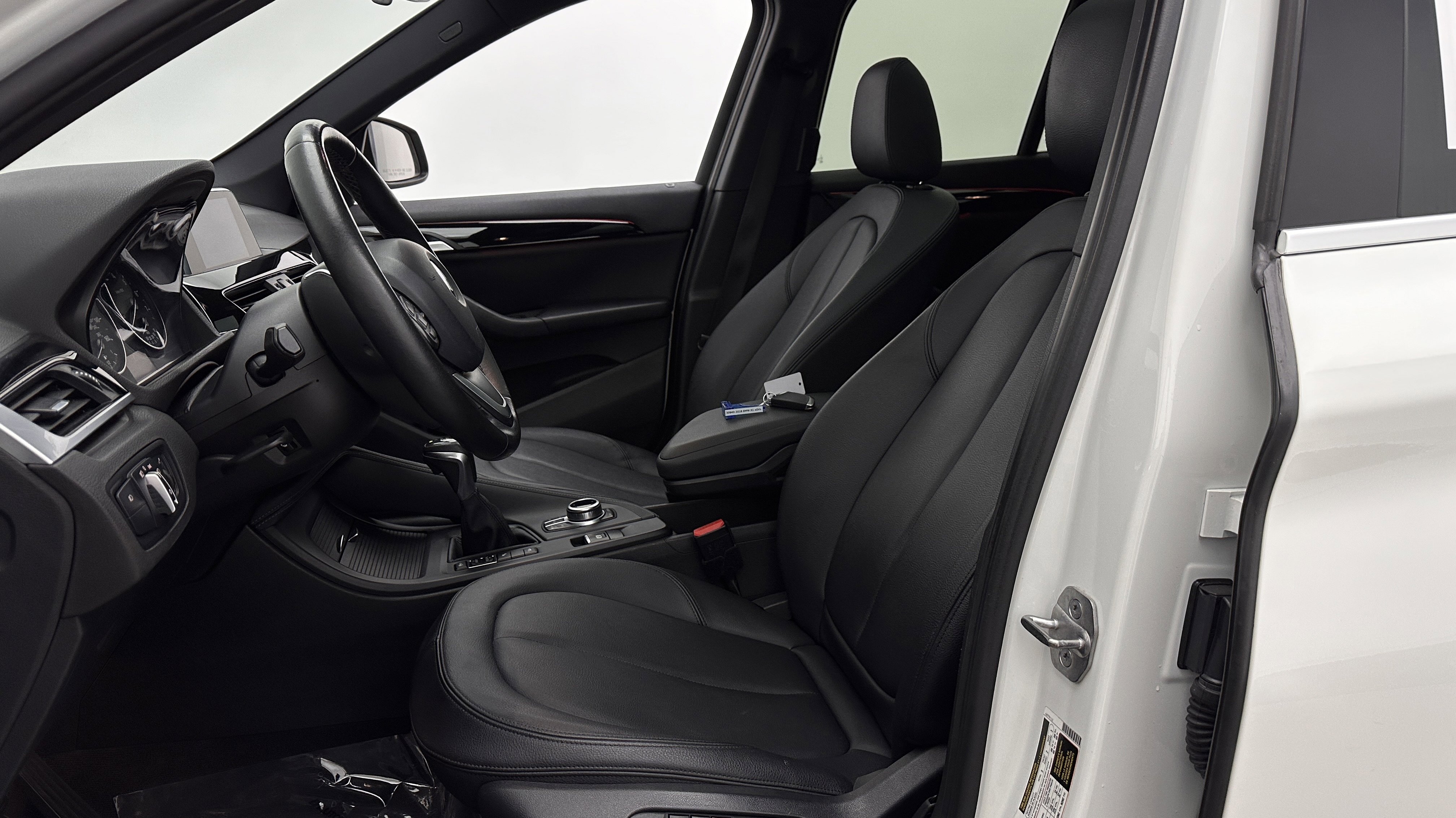 Used 2018 BMW X1 xDrive28i AWD/4WD image 13