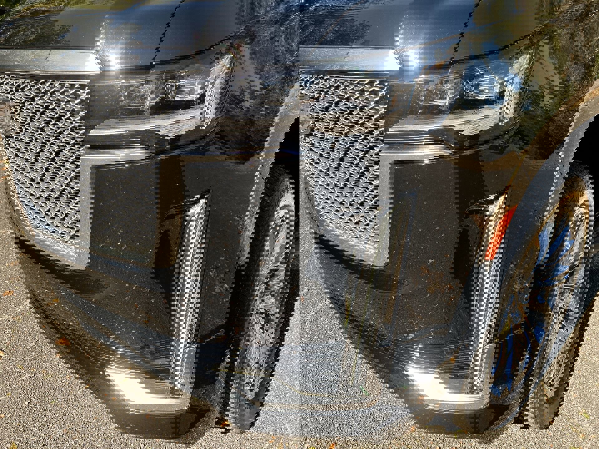 Certified 2023 Cadillac Escalade Premium Luxury w/ LPO, Radiant Package image 8