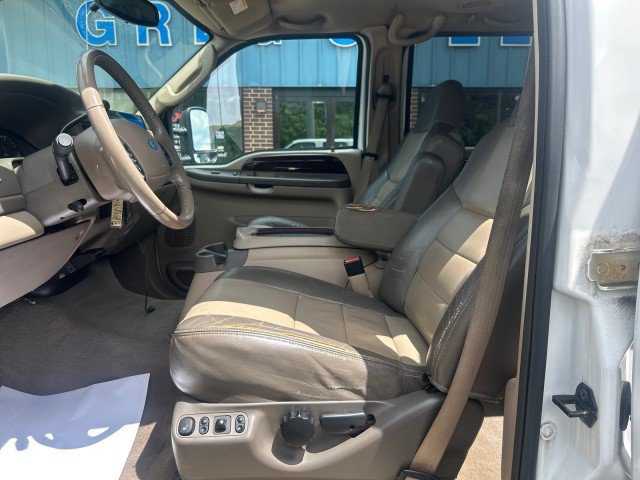 Used 2004 Ford Excursion Eddie Bauer AWD/4WD image 11