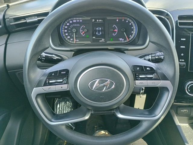 Used 2023 Hyundai Santa Cruz SE w/ Cargo Package image 27