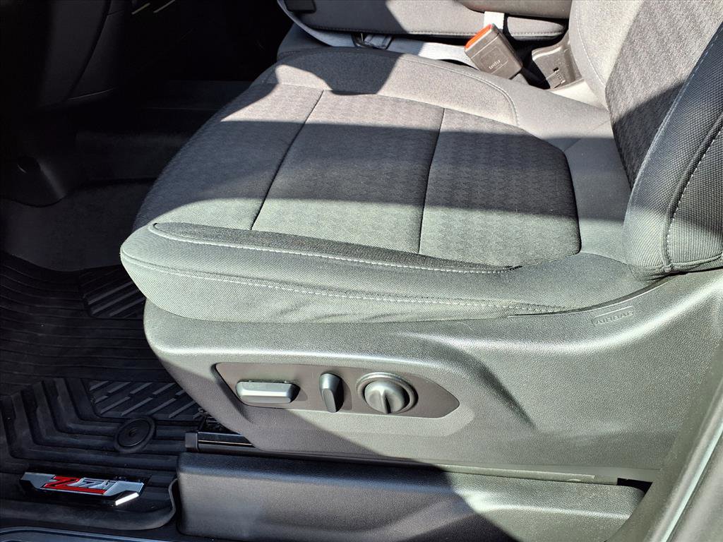 Certified 2021 Chevrolet Silverado 1500 RST image 22