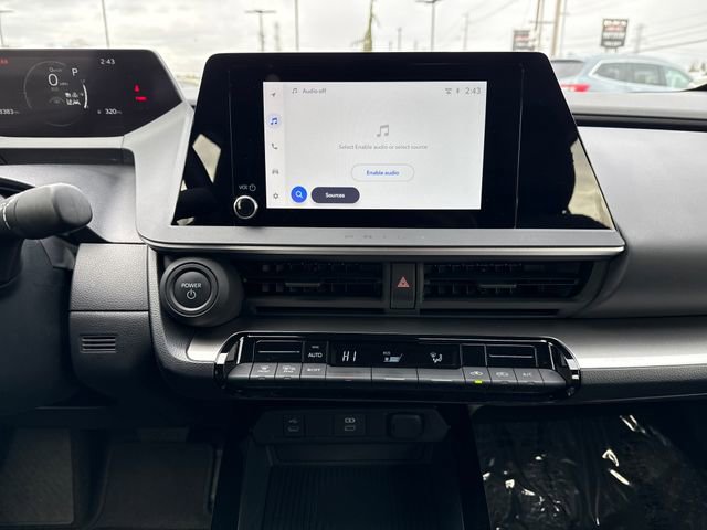 Used 2025 Toyota Prius LE image 25