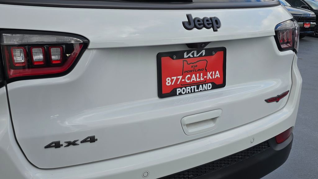 Used 2022 Jeep Compass Trailhawk image 13