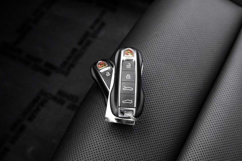 Used 2023 Porsche Taycan w/ Premium Package image 65