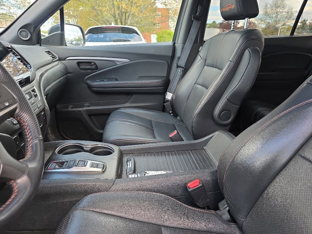 Used 2023 Honda Passport TrailSport image 22