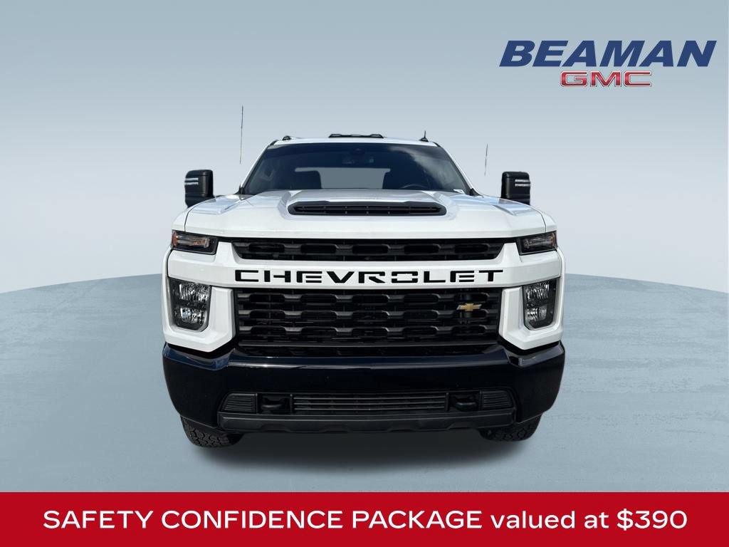 Used 2023 Chevrolet Silverado 2500 Custom w/ Custom Convenience Package AWD/4WD image 2